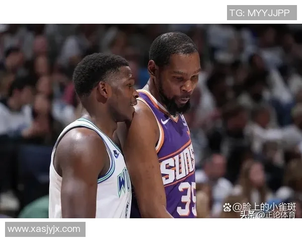 火箭半场落后快船3分：杜兰特7中1遭小卡12+4+3完爆 哈登战旧主